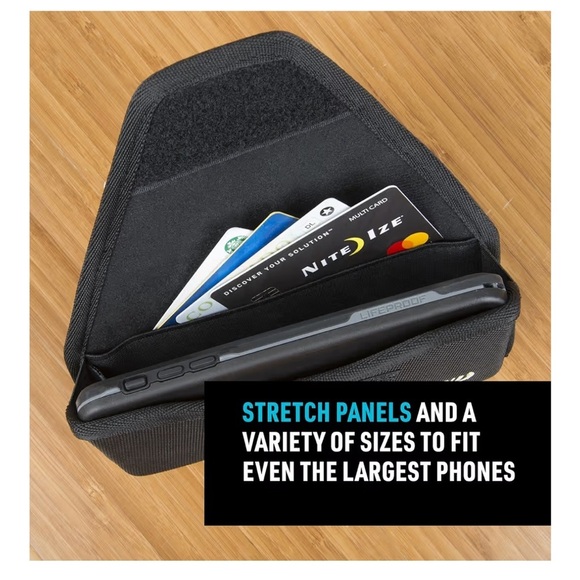 Black Pocket Square - Picture 5 of 7